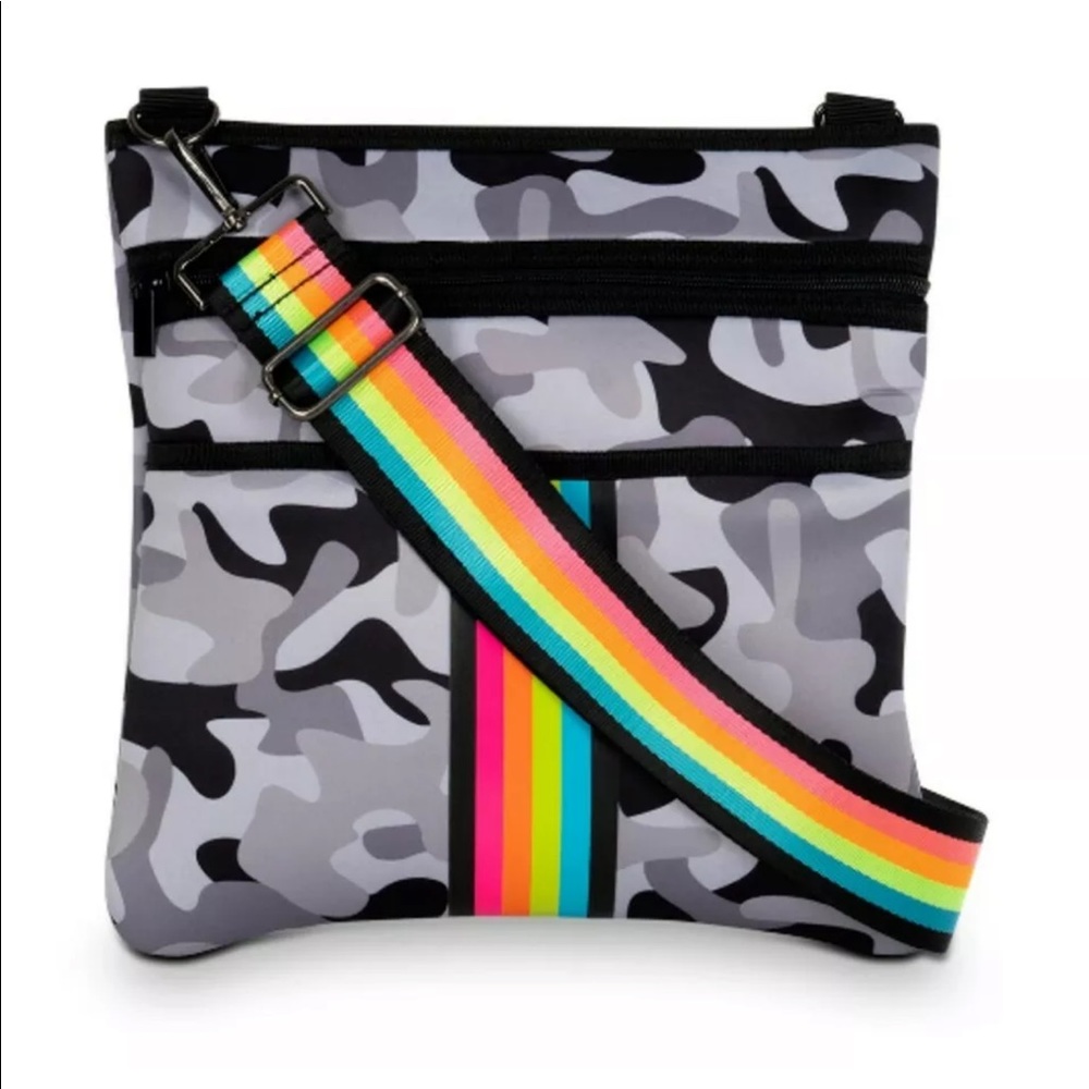 NWT New Haute Shore $90 Peyton Camo Crossbody Handbag